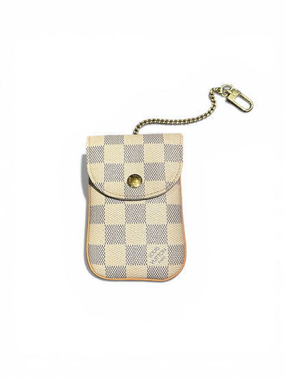 Louis Vuitton – Telefontäschchen / Mini-Kettenetui Damier Azur